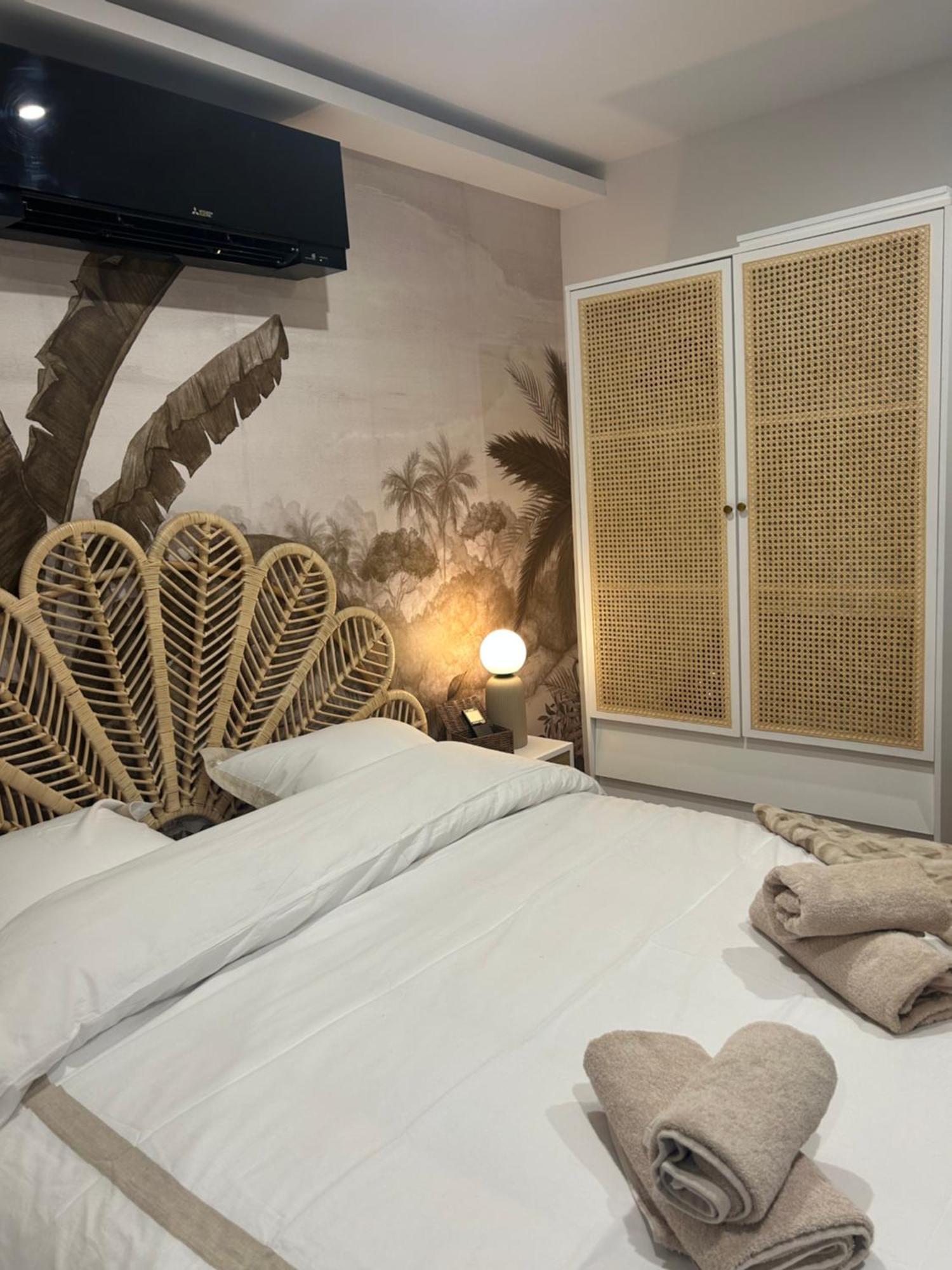Studio Prestige Avec Terrasse Le Chene Dore Au Coeur Du Centre Touristique Cite Des Loisirs 200 M Du Galaxie,Face Au Snowworld Parking Gratuit Privatif แอมเนวีล ภายนอก รูปภาพ